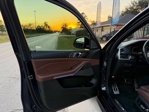 Used 2020 BMW X5 xDrive40i w/ M Sport Package image 10