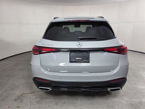 New 2026 Mercedes-Benz GLC 300 image 5