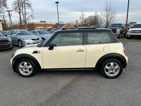 Used 2009 MINI Cooper Hardtop image 8