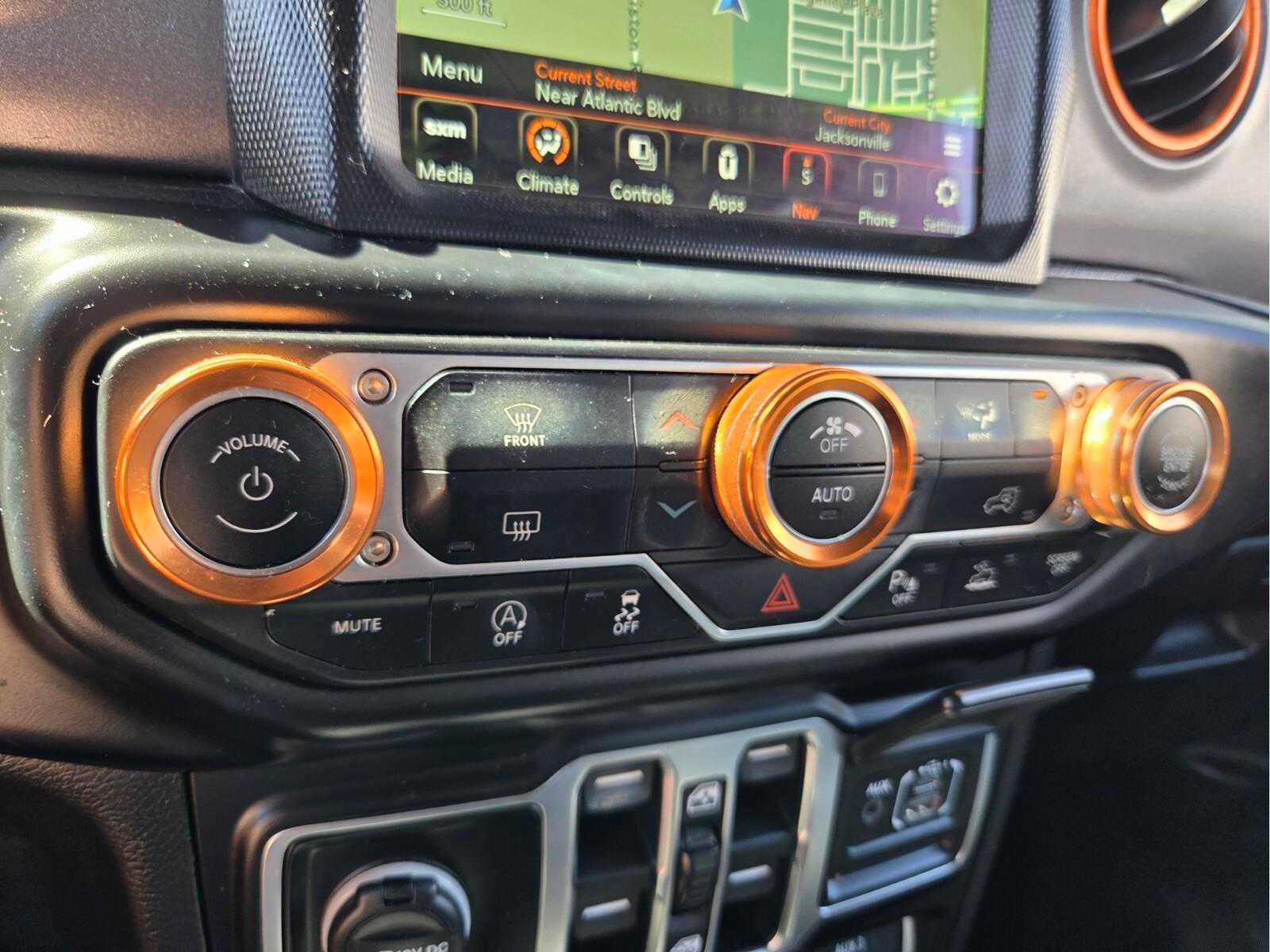 Used 2020 Jeep Gladiator Mojave AWD/4WD image 26