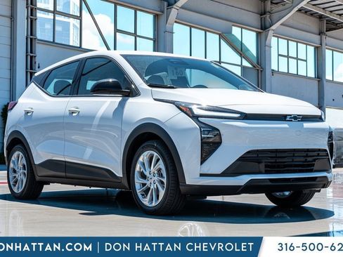 New 2027 Chevrolet Bolt LT FWD image 30