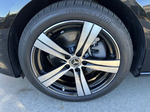 Certified 2025 Mercedes-Benz C 300 Sedan image 13