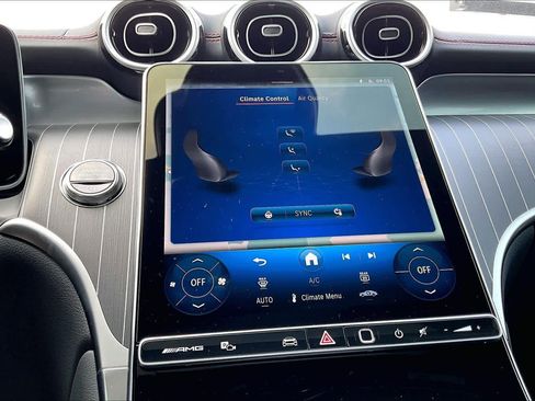 Used 2026 Mercedes-Benz GLC 43 AMG 4MATIC image 35