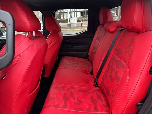 Used 2025 Toyota Tacoma SR5 image 15