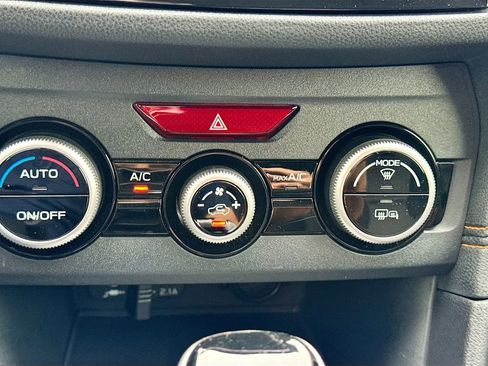 Used 2020 Subaru Crosstrek 2.0i Premium image 19