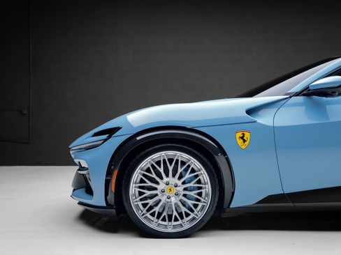 Used 2024 Ferrari Purosangue image 22