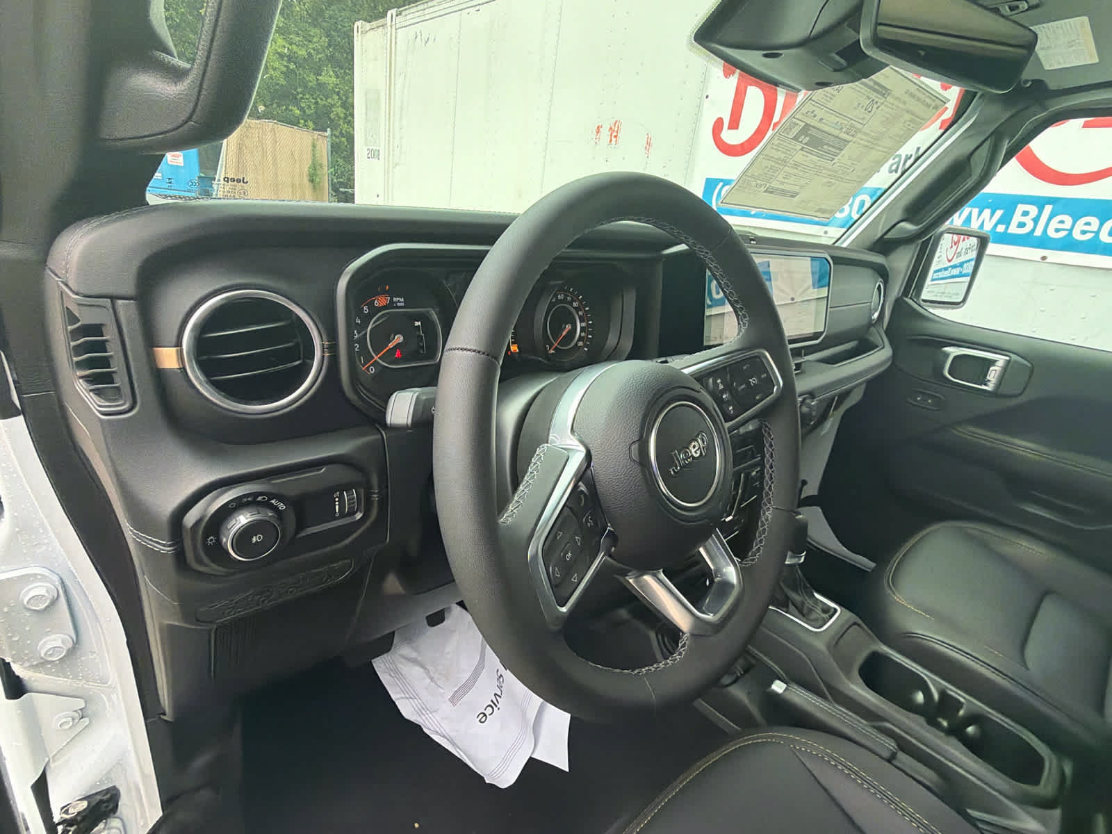 New 2026 Jeep Wrangler Unlimited Sahara AWD/4WD image 22