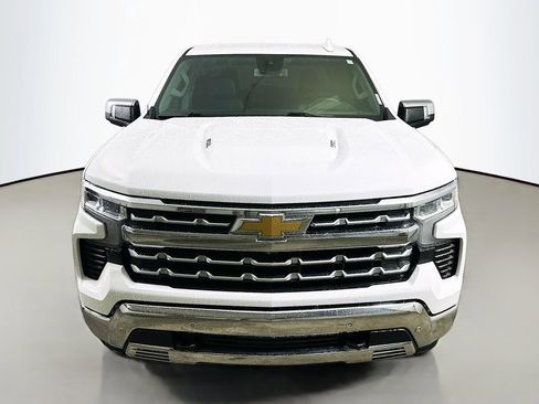 Used 2023 Chevrolet Silverado 1500 LTZ image 2