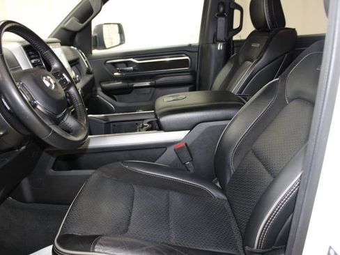 Used 2024 RAM 1500 Laramie image 16