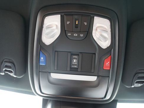 New 2026 RAM 2500 Big Horn AWD/4WD image 32