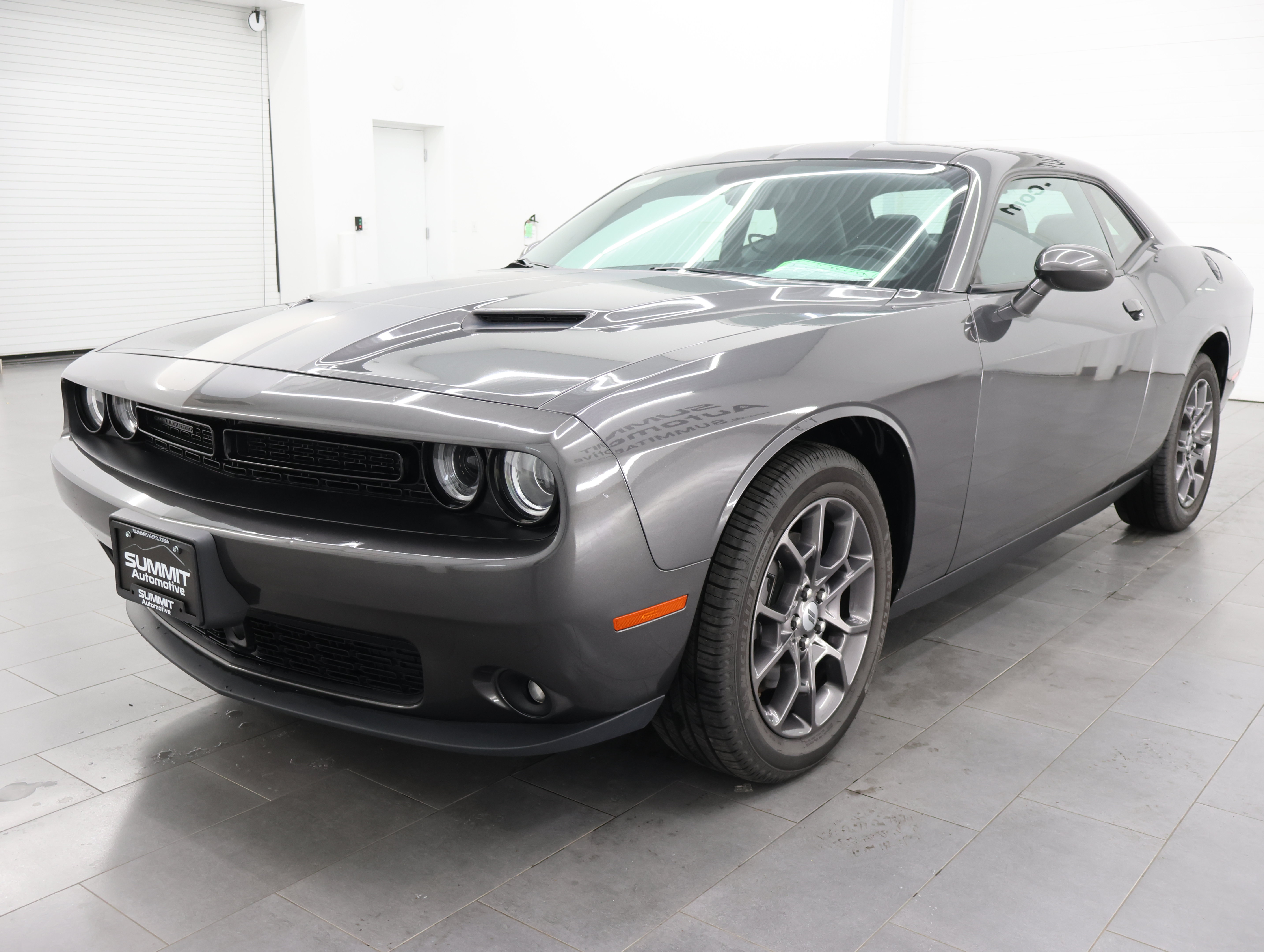 Used 2018 Dodge Challenger GT AWD/4WD image 7