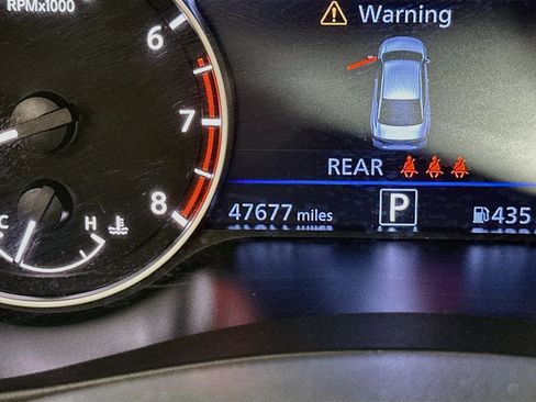 Used 2025 Nissan Altima 2.5 SR FWD image 19