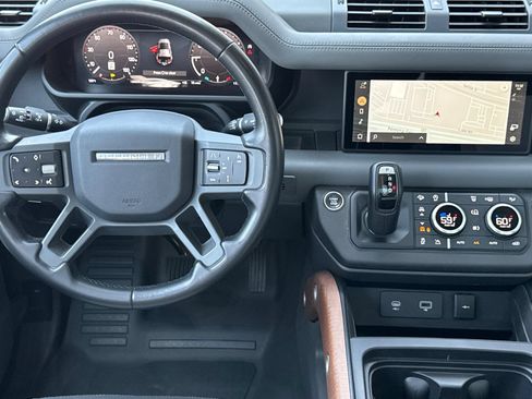 Certified 2023 Land Rover Defender 110 X-Dynamic SE AWD/4WD image 15