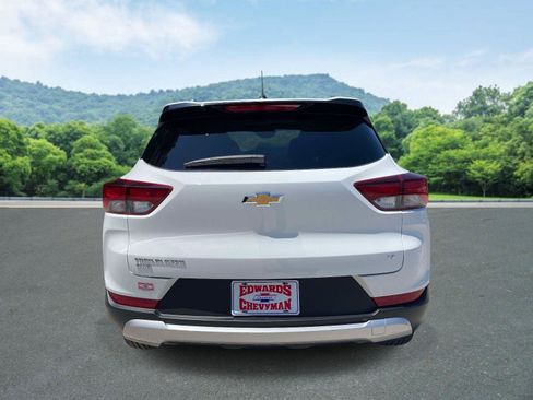 Used 2025 Chevrolet TrailBlazer LT AWD/4WD image 23