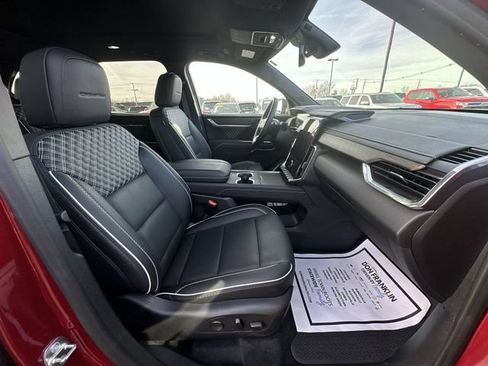 Used 2024 GMC Acadia Denali w/ LPO, Floor Liner Package AWD/4WD image 33