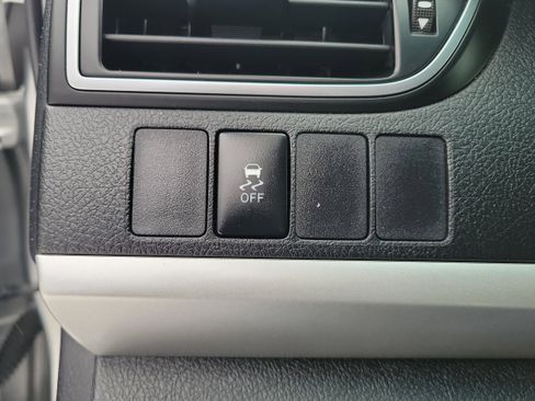 Used 2015 Toyota Camry SE image 14