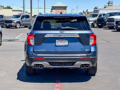 Used 2020 Ford Explorer Platinum AWD/4WD image 3