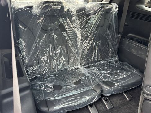 New 2026 Kia Sorento SX Prestige image 17