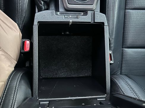 Used 2018 Toyota Tacoma SR image 61