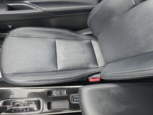 Used 2020 Mitsubishi Outlander SEL FWD image 26