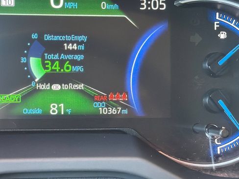Used 2025 Toyota RAV4 XLE AWD/4WD image 30
