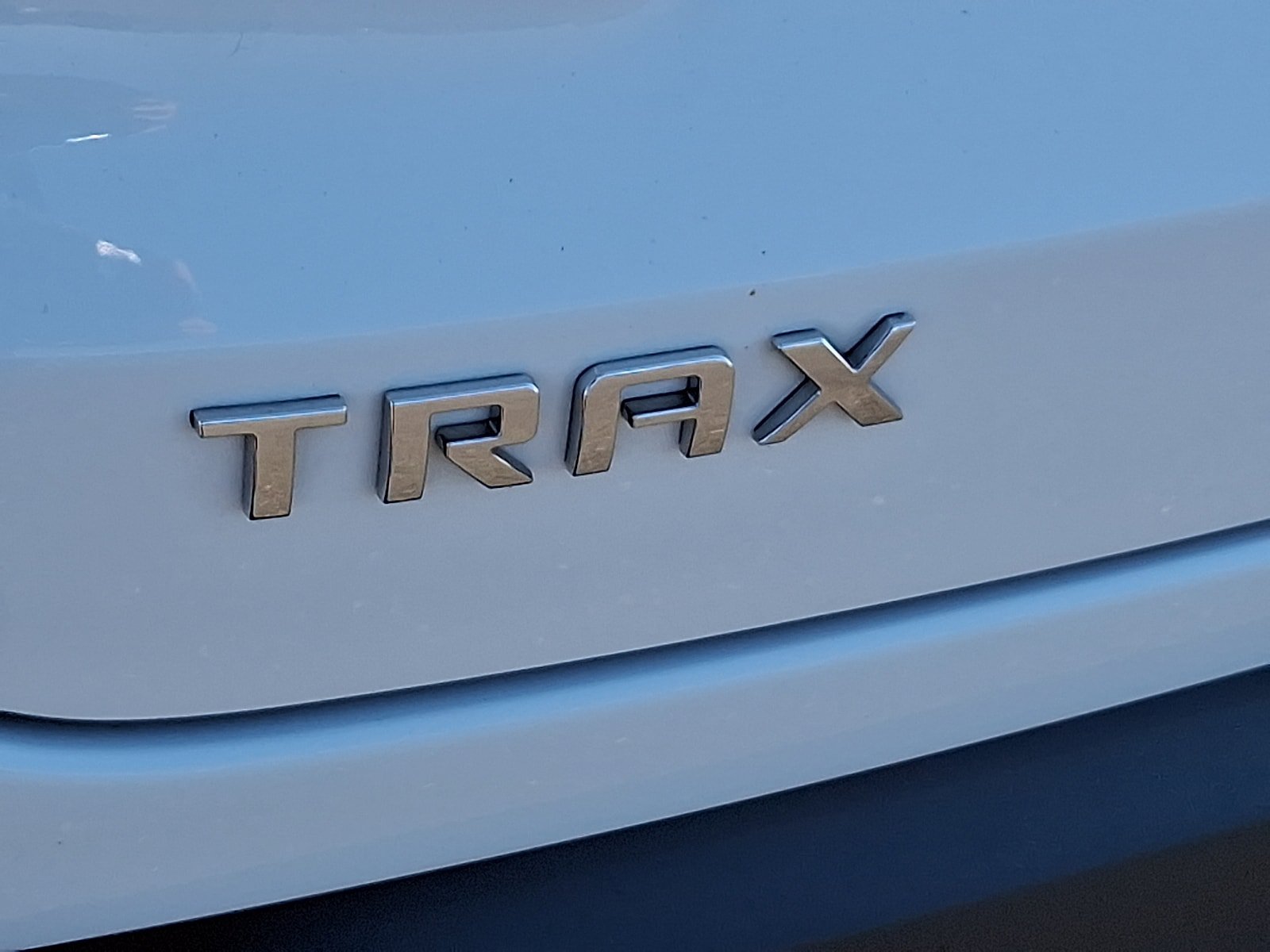 Used 2024 Chevrolet Trax LT w/ Driver Confidence Package FWD image 30
