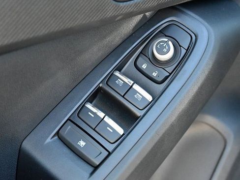 New 2025 Subaru Crosstrek 2.5i Limited image 18