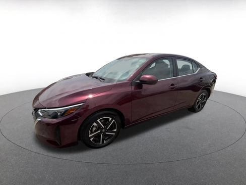 Used 2025 Nissan Sentra SV FWD image 8