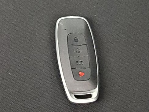 Used 2025 Nissan Sentra SV FWD image 32