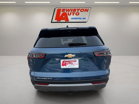 New 2026 Chevrolet Equinox LT w/ Convenience Package II AWD/4WD image 12