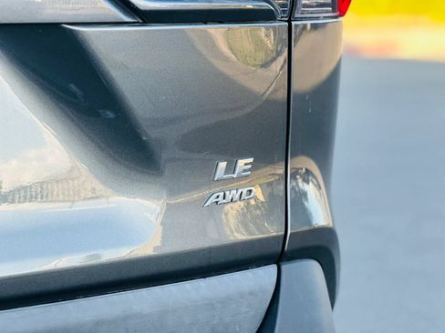 Used 2020 Toyota RAV4 LE w/ All Weather Liner Package AWD/4WD image 6