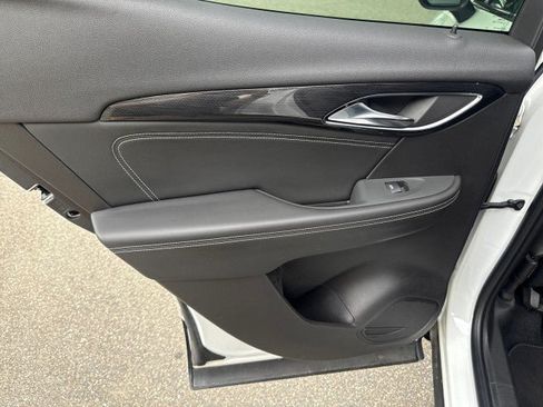 Used 2021 Buick Envision Preferred FWD image 18