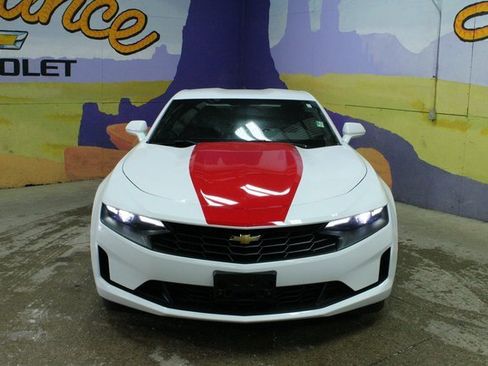 Used 2023 Chevrolet Camaro LT image 3
