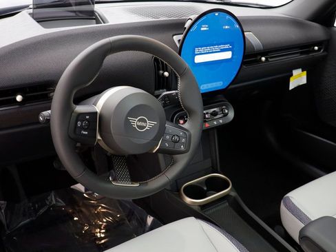 New 2026 MINI Cooper 2-Door Hardtop FWD image 7