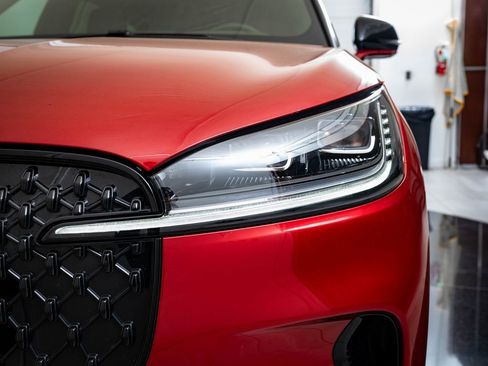 Used 2025 Lincoln Aviator Reserve w/ Equipment Group 201A image 17