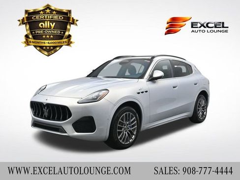 Used 2023 Maserati Grecale GT image 1