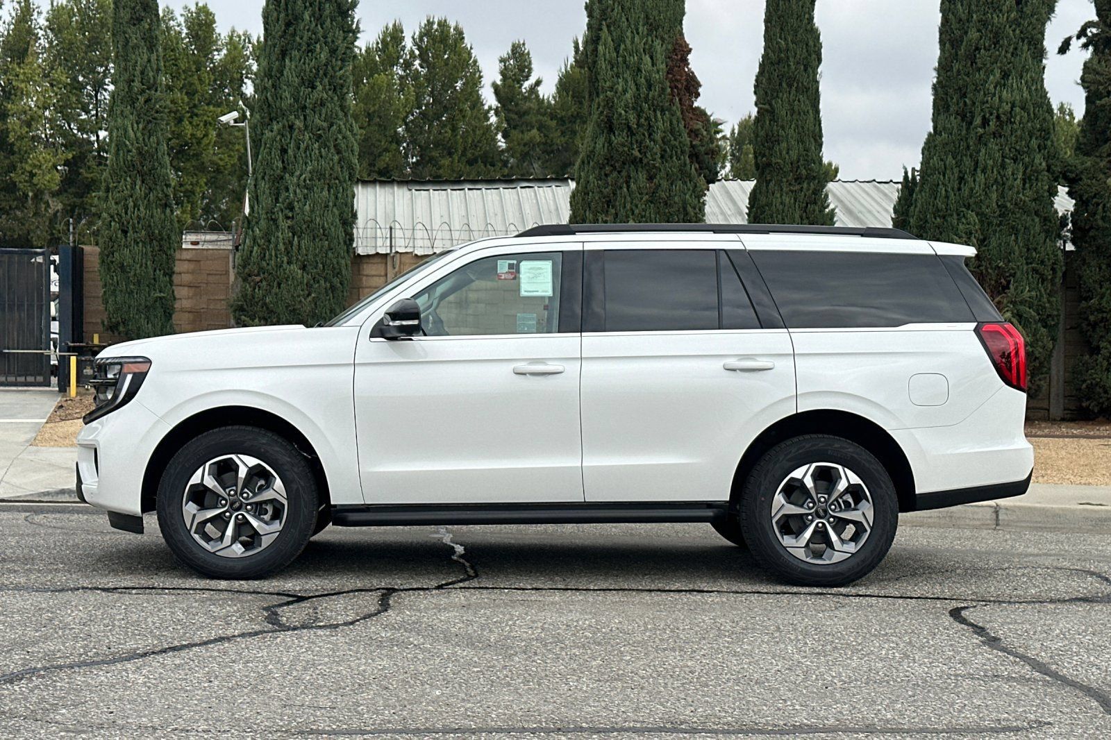 New 2027 Ford Expedition Active AWD/4WD image 7