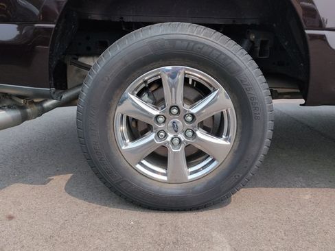 Certified 2018 Ford F150 XLT w/ Equipment Group 302A Luxury AWD/4WD image 12