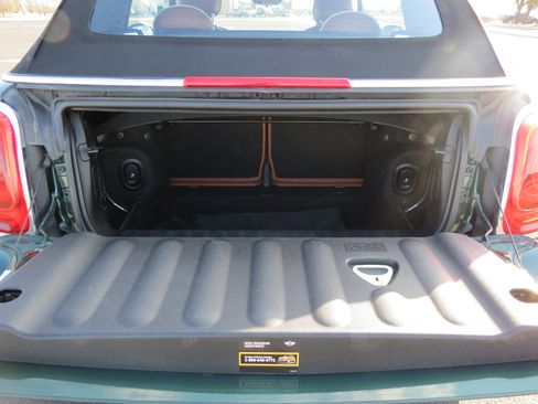 Used 2016 MINI Cooper S image 26