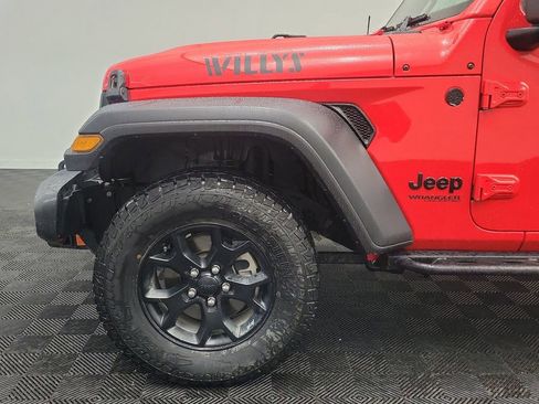 Used 2021 Jeep Wrangler Unlimited Willys image 18