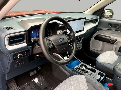 Used 2025 Ford Maverick XLT w/ XLT Luxury Package AWD/4WD image 17