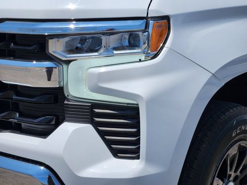 Certified 2024 Chevrolet Silverado 1500 LT RWD image 8