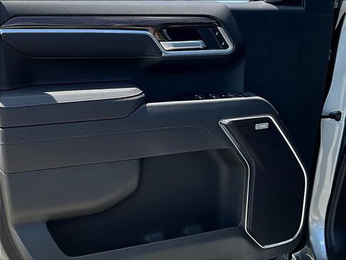 New 2026 Chevrolet Silverado 1500 RST w/ Dark Appearance Package AWD/4WD image 23