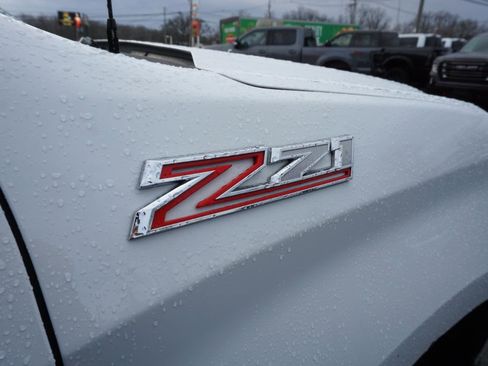 Used 2019 Chevrolet Silverado 1500 Custom Trail Boss w/ Custom Convenience Package image 4