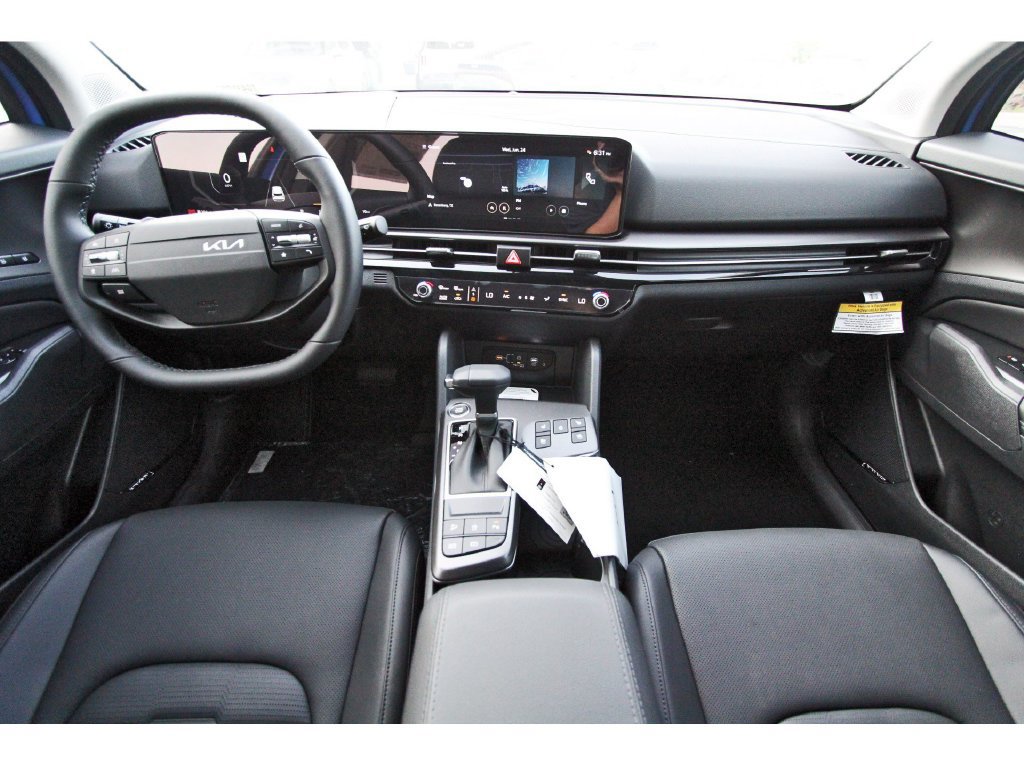 New 2026 Kia Sportage SX FWD image 8