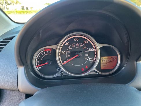 Used 2011 MAZDA MAZDA2 Touring image 9