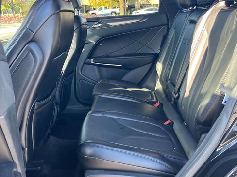 Used 2018 Lincoln MKC Select w/ Select Plus Package image 9