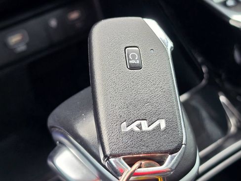 Certified 2023 Kia Sorento SX Prestige AWD/4WD image 34