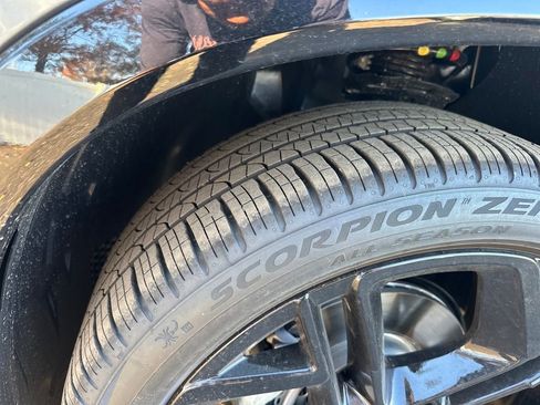 New 2026 Volkswagen Tiguan SE R-Line image 10