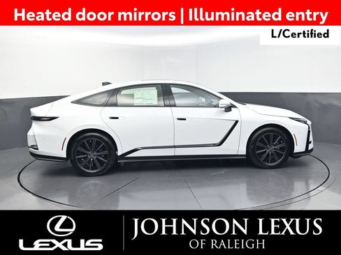 Used 2026 Lexus ES 350h AWD w/ Cold Area Package image 6